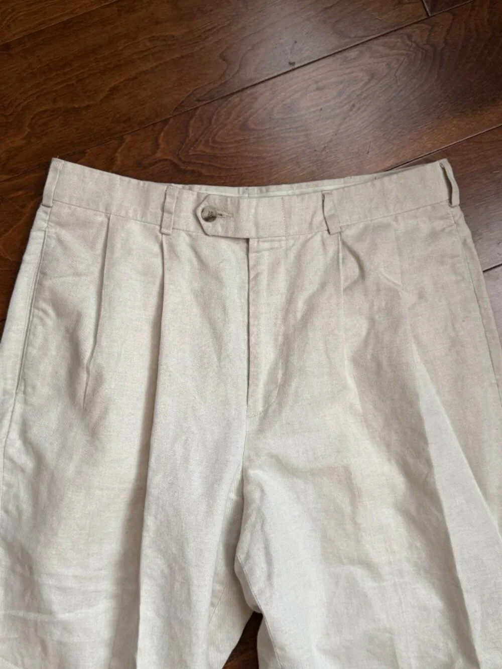 Slates by Levi Strauss & Co. Business Pants Size 32x30, Cream Linen